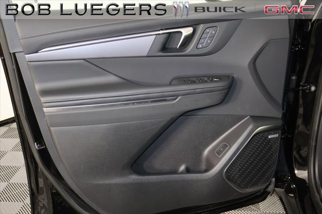 new 2025 Buick Enclave car, priced at $53,661