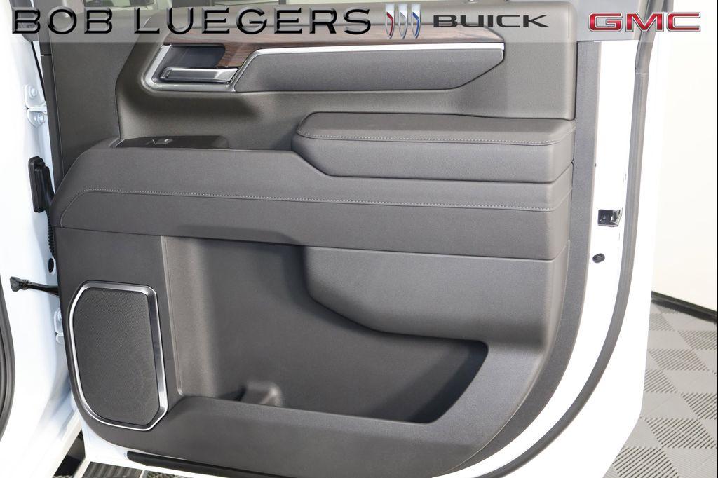 new 2026 GMC Sierra 2500 car, priced at $72,361