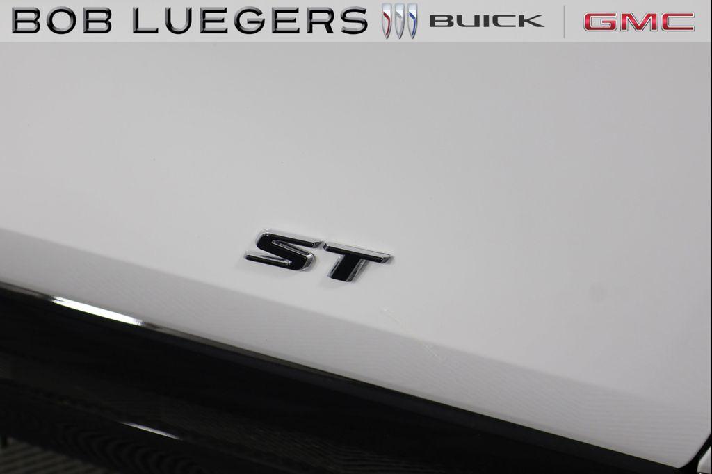 new 2026 Buick Encore GX car, priced at $30,755