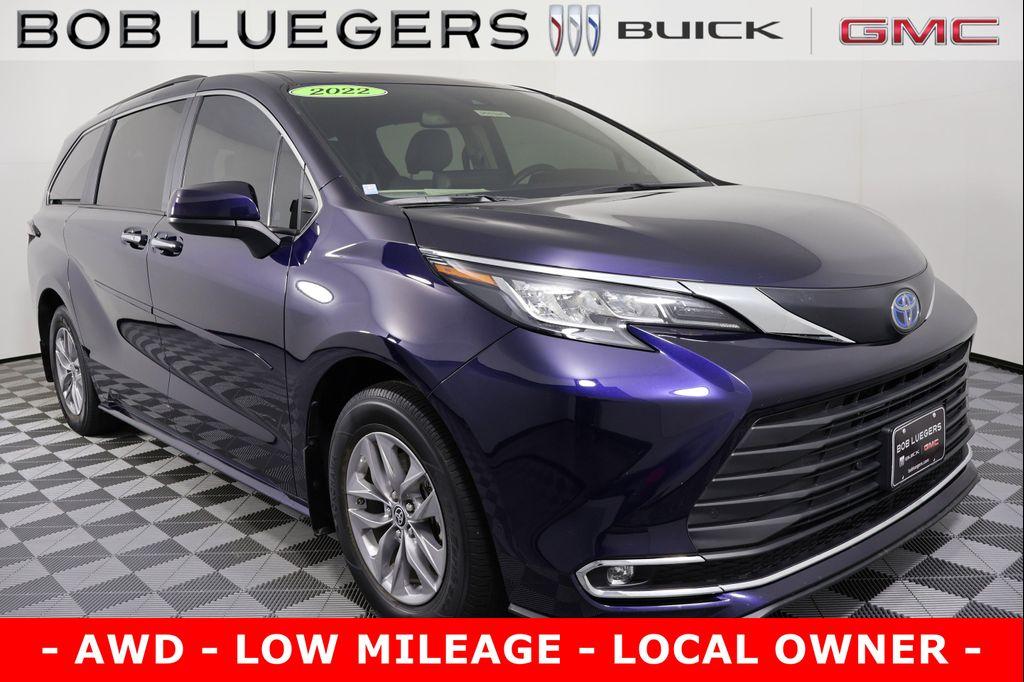 used 2022 Toyota Sienna car, priced at $41,989