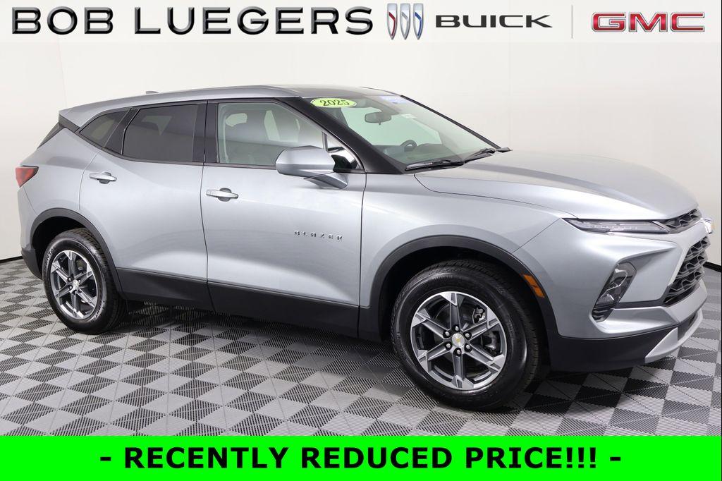 used 2025 Chevrolet Blazer car, priced at $31,465