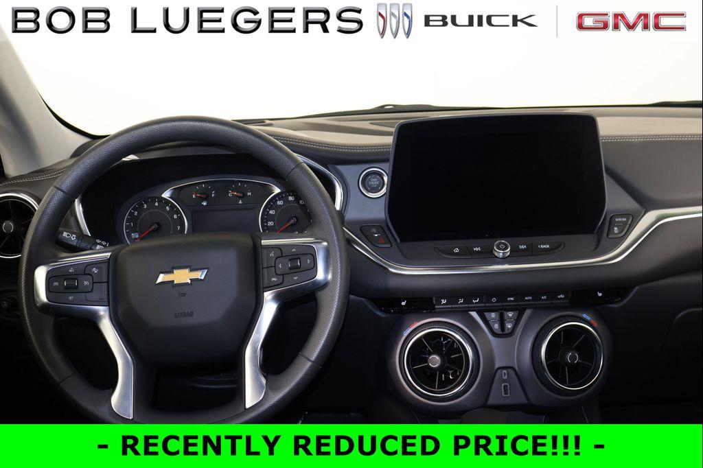 used 2025 Chevrolet Blazer car, priced at $31,465