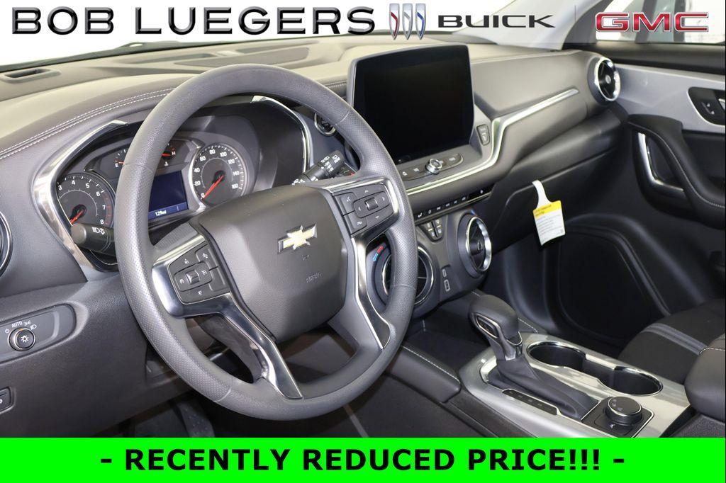 used 2025 Chevrolet Blazer car, priced at $31,465