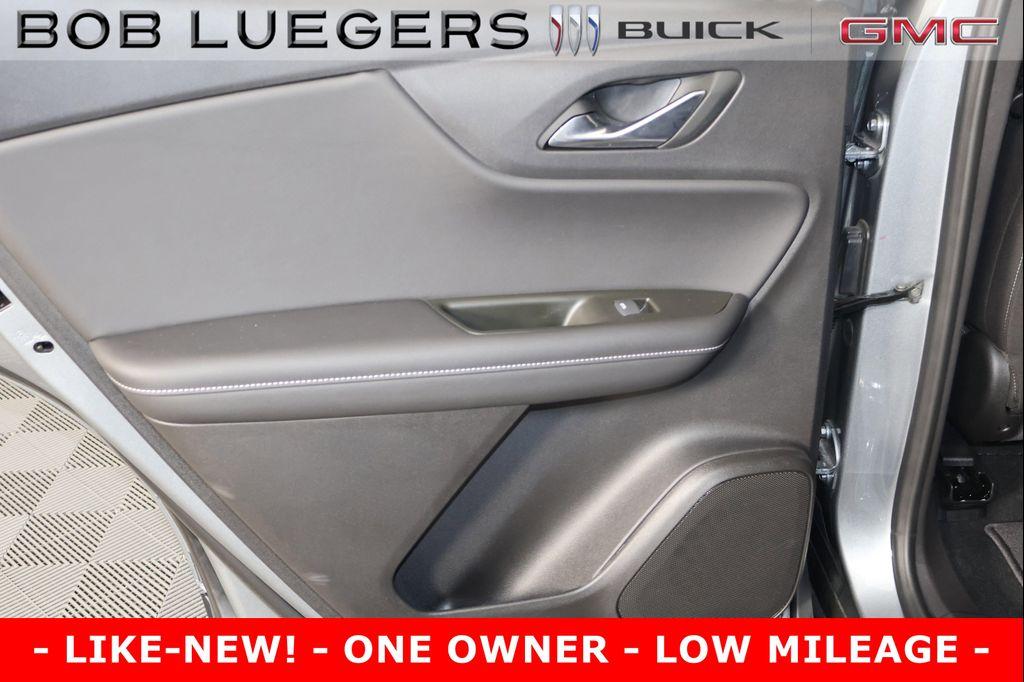 used 2025 Chevrolet Blazer car, priced at $32,986