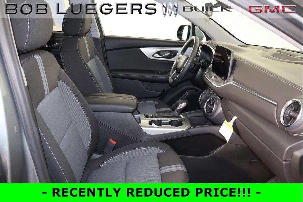 used 2025 Chevrolet Blazer car, priced at $31,465