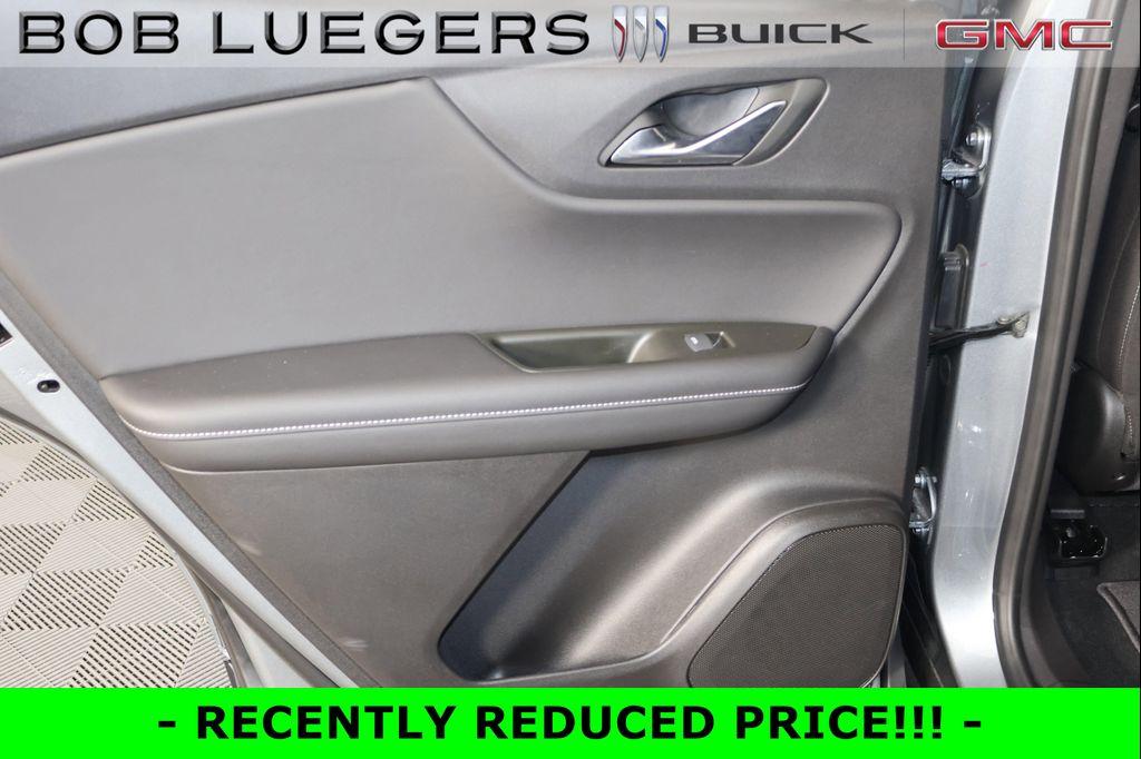 used 2025 Chevrolet Blazer car, priced at $31,465