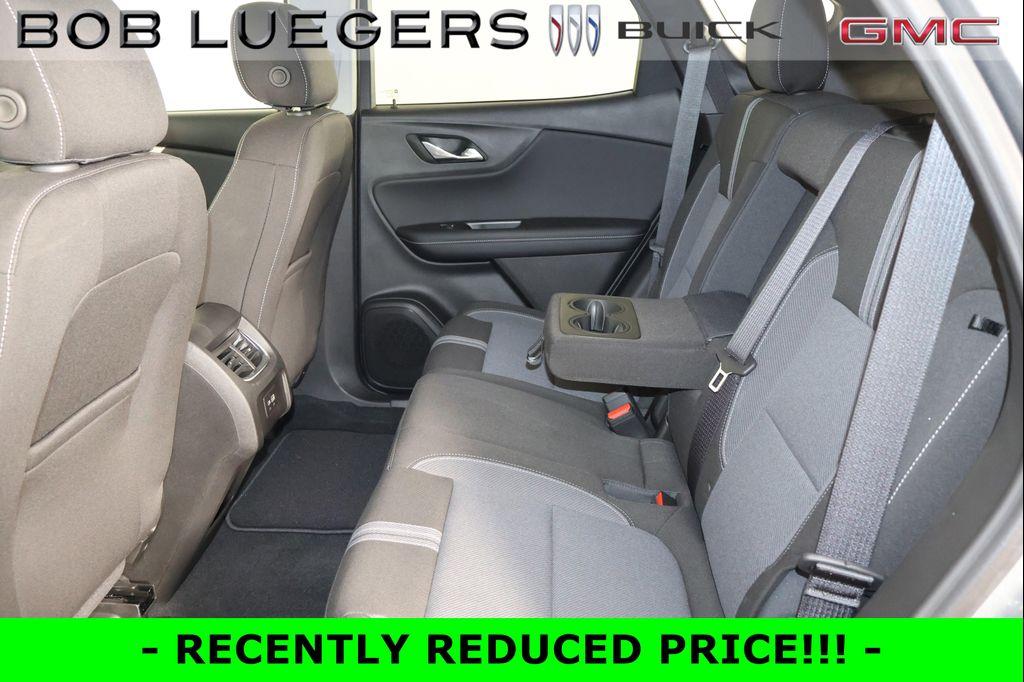used 2025 Chevrolet Blazer car, priced at $31,465