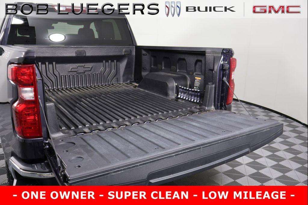used 2022 Chevrolet Silverado 1500 car, priced at $39,986