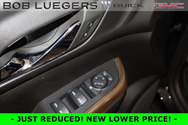 used 2023 GMC Acadia car, priced at $29,988