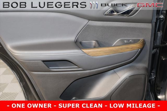 used 2023 GMC Acadia car, priced at $31,989