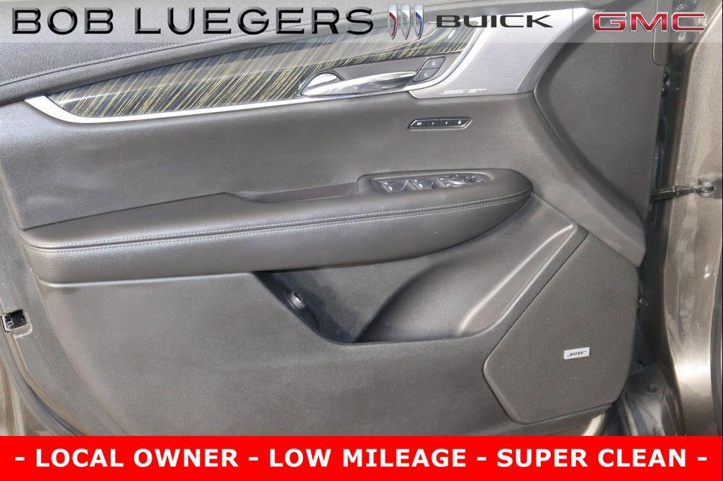 used 2020 Cadillac XT6 car, priced at $33,598