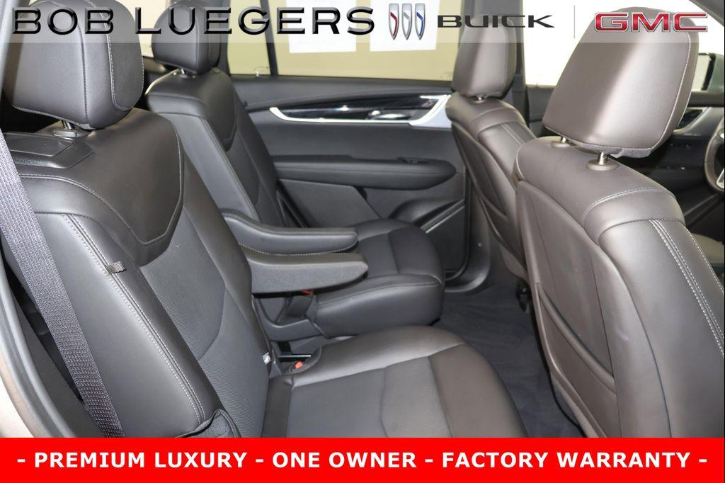 used 2025 Cadillac XT6 car, priced at $47,989