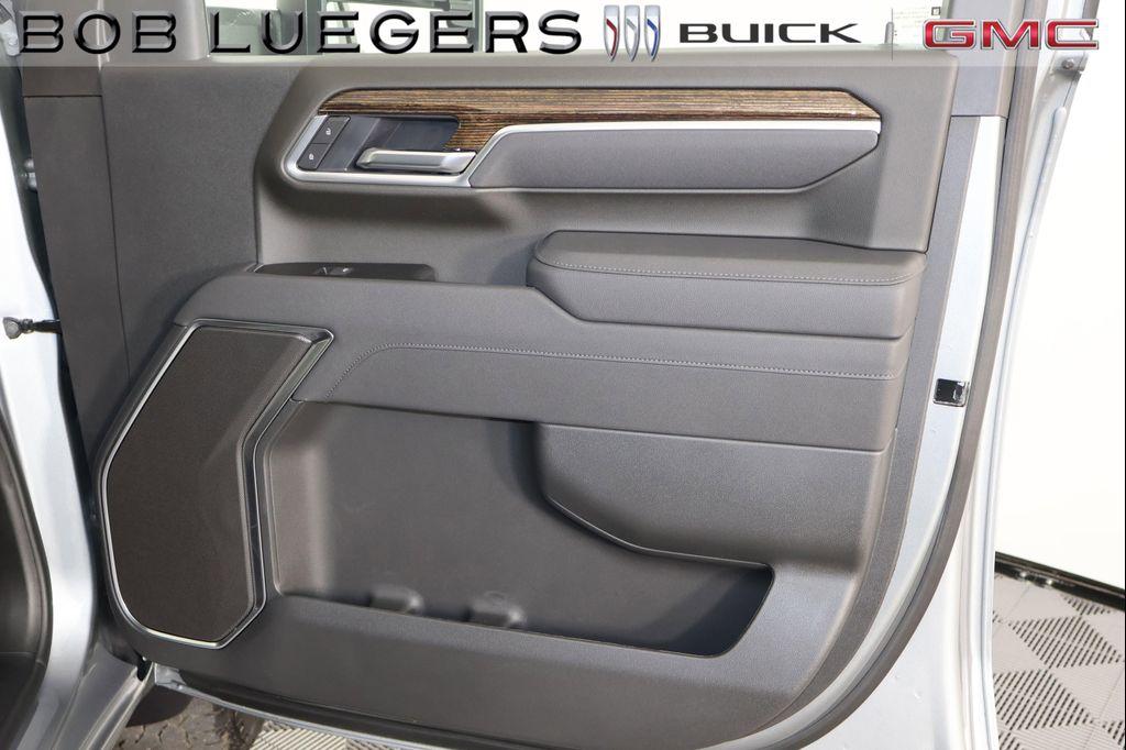 new 2026 GMC Sierra 2500 car, priced at $66,008