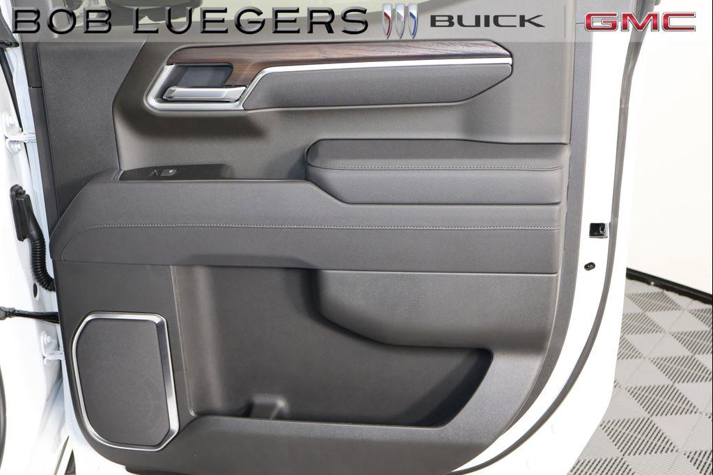 new 2026 GMC Sierra 1500 car, priced at $66,198