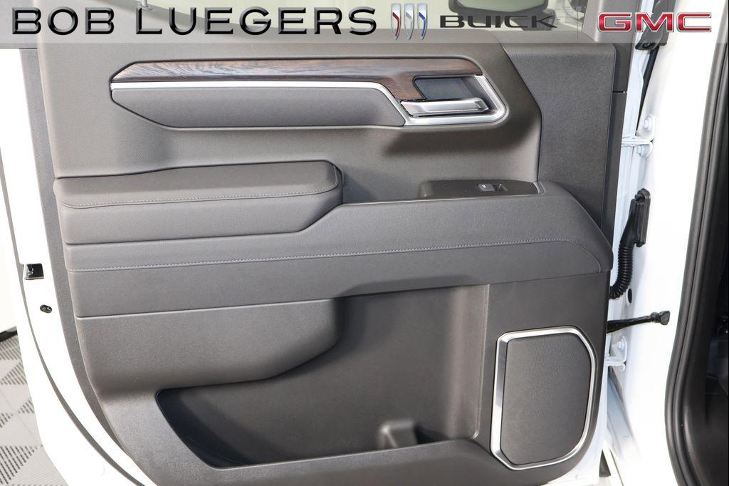 new 2026 GMC Sierra 1500 car, priced at $66,198