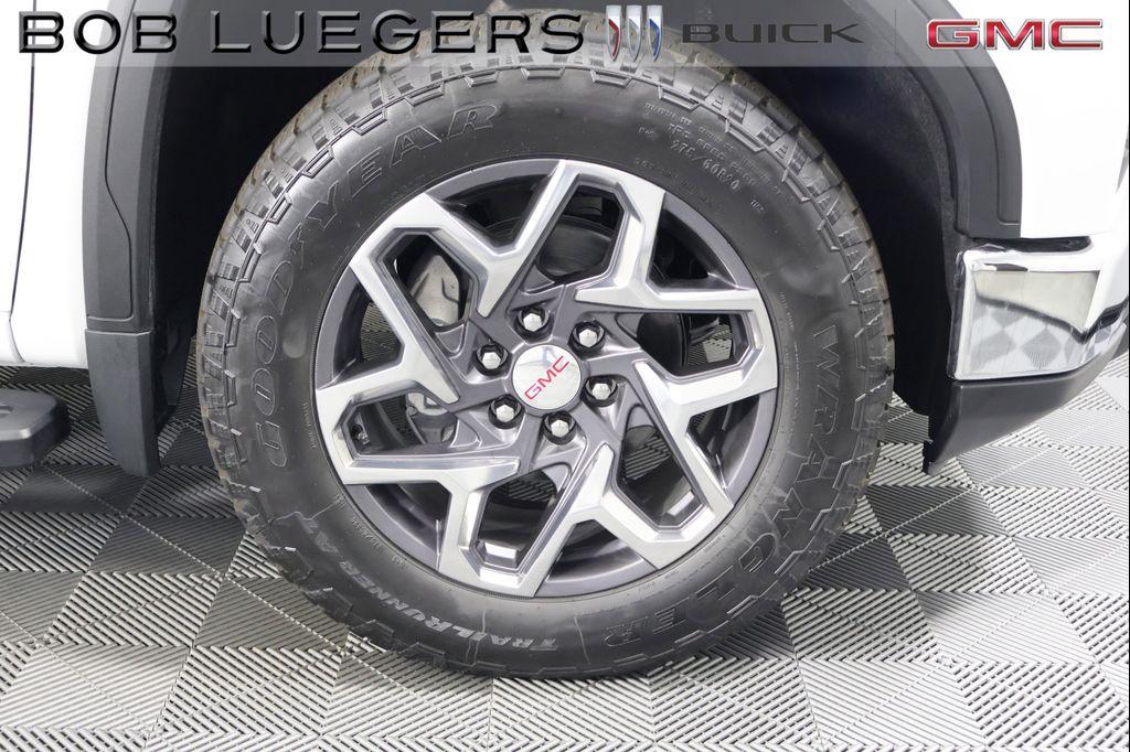 new 2026 GMC Sierra 1500 car, priced at $66,198