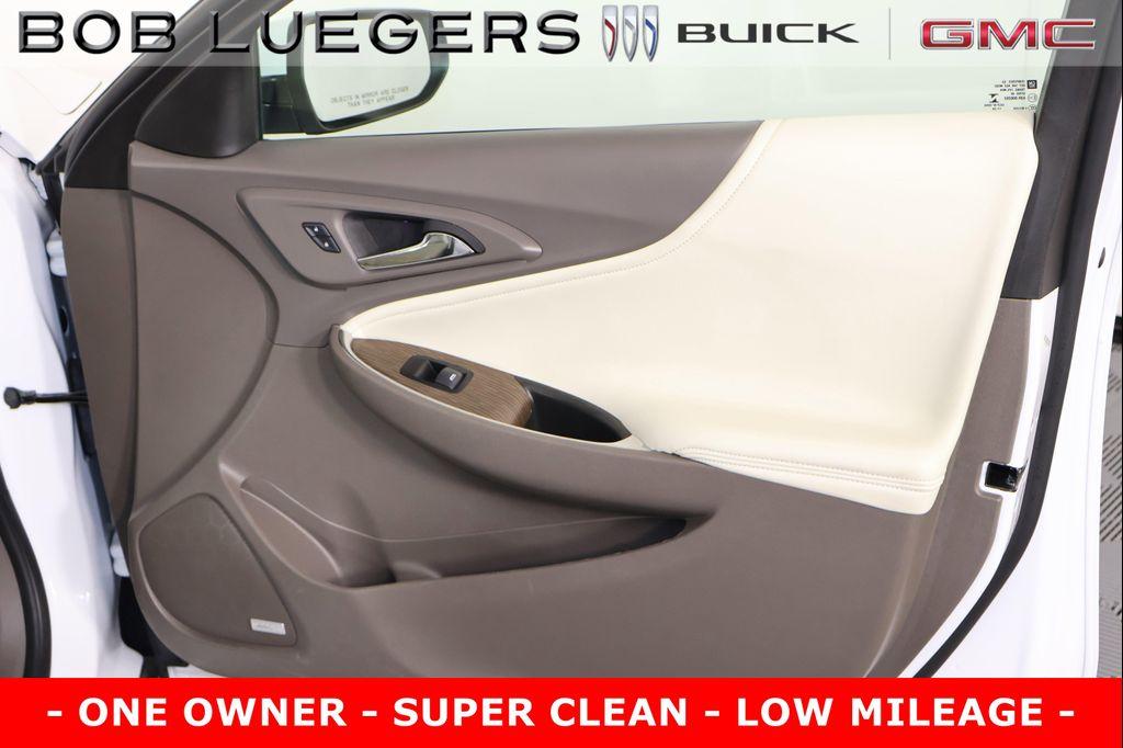 used 2024 Chevrolet Malibu car, priced at $25,969