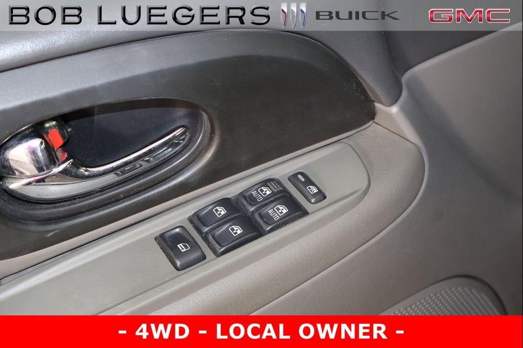 used 2004 GMC Envoy car, priced at $7,988