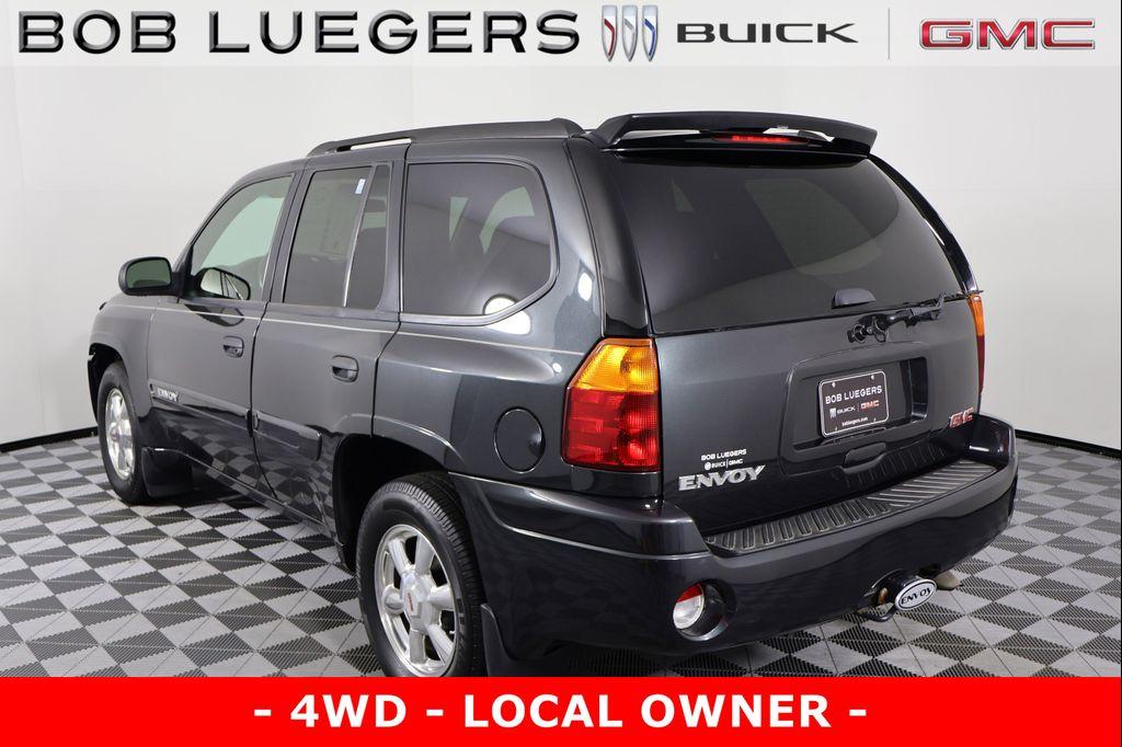 used 2004 GMC Envoy car, priced at $7,988