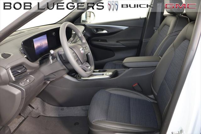 new 2025 Buick Envista car, priced at $25,390