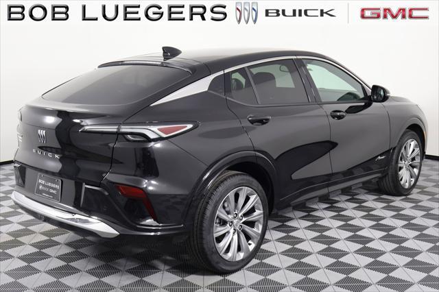 new 2025 Buick Envista car, priced at $30,975