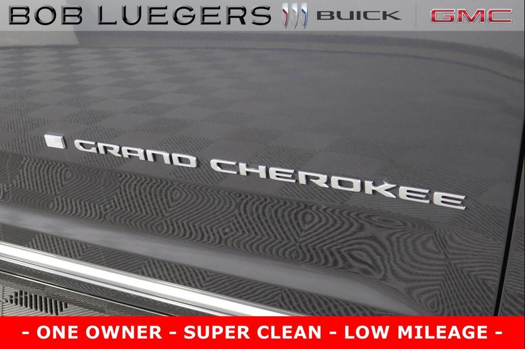 used 2022 Jeep Grand Cherokee car, priced at $45,988