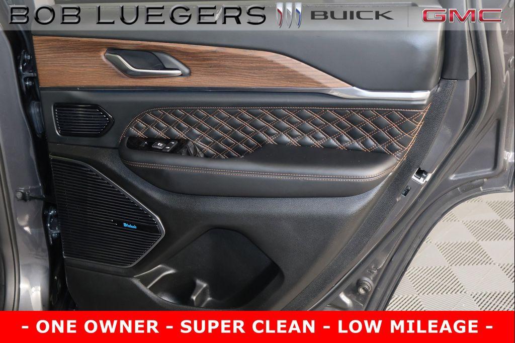 used 2022 Jeep Grand Cherokee car, priced at $45,988