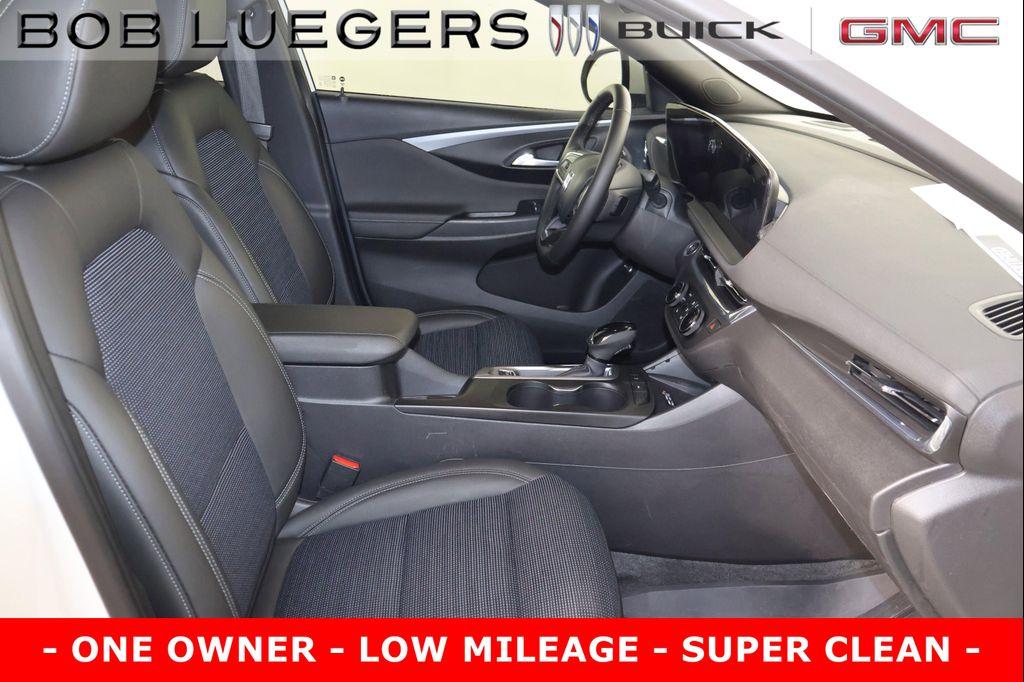 used 2025 Buick Envista car, priced at $23,598