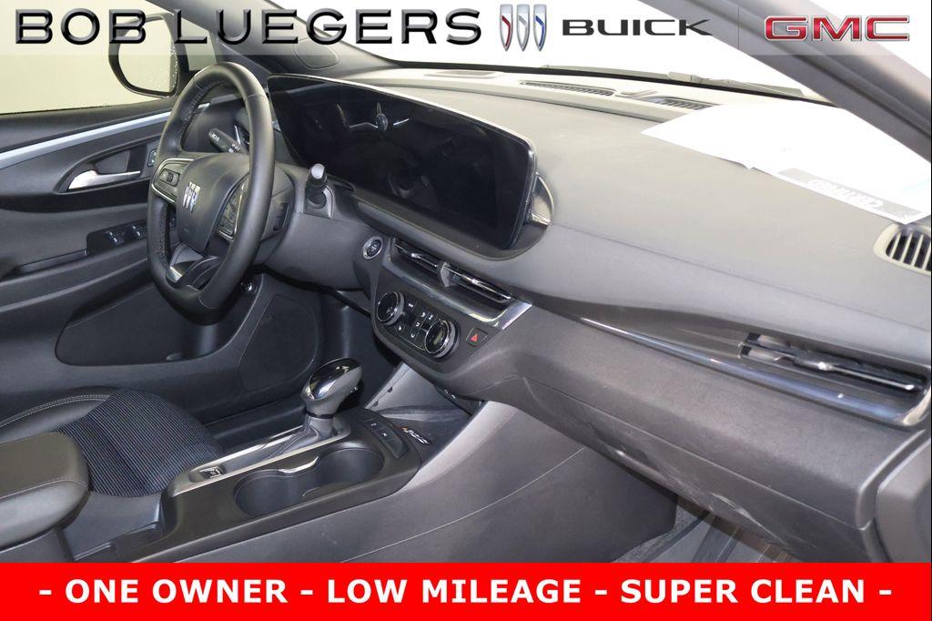 used 2025 Buick Envista car, priced at $23,598