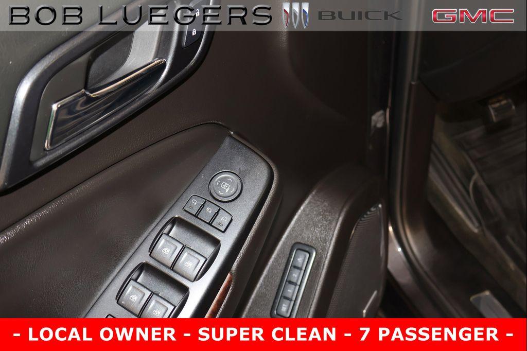 used 2017 GMC Yukon car, priced at $28,989