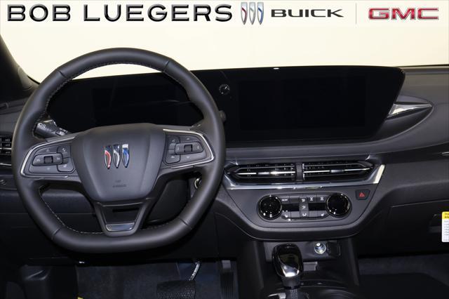 new 2025 Buick Envista car, priced at $26,615
