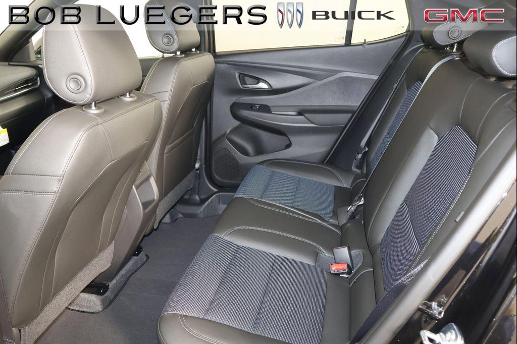 new 2025 Buick Envista car, priced at $25,965