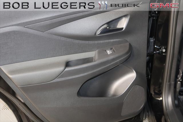 new 2025 Buick Envista car, priced at $26,615