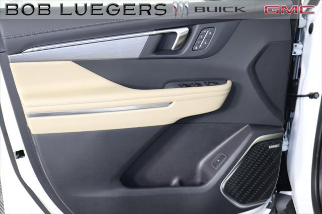 new 2025 Buick Enclave car, priced at $47,338