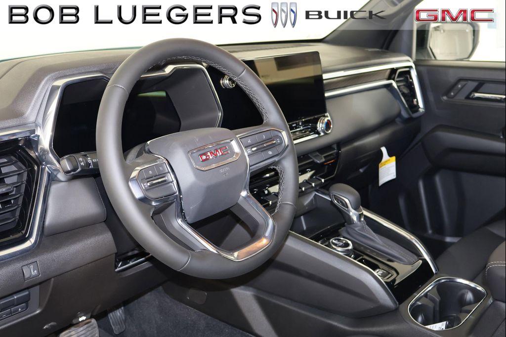 new 2025 GMC Canyon car, priced at $45,484