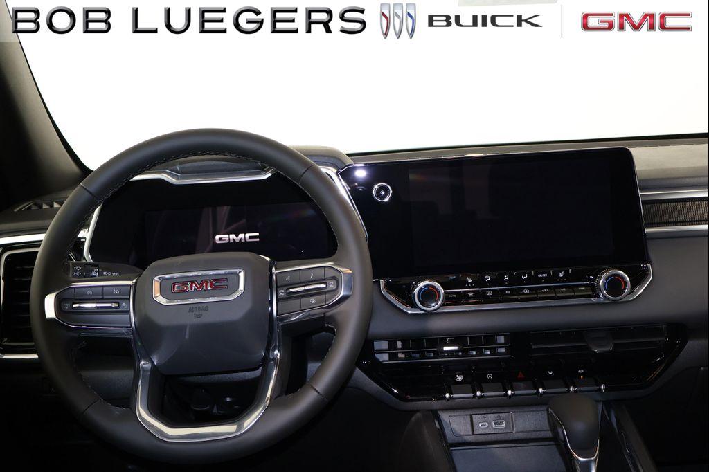 new 2025 GMC Canyon car, priced at $45,484