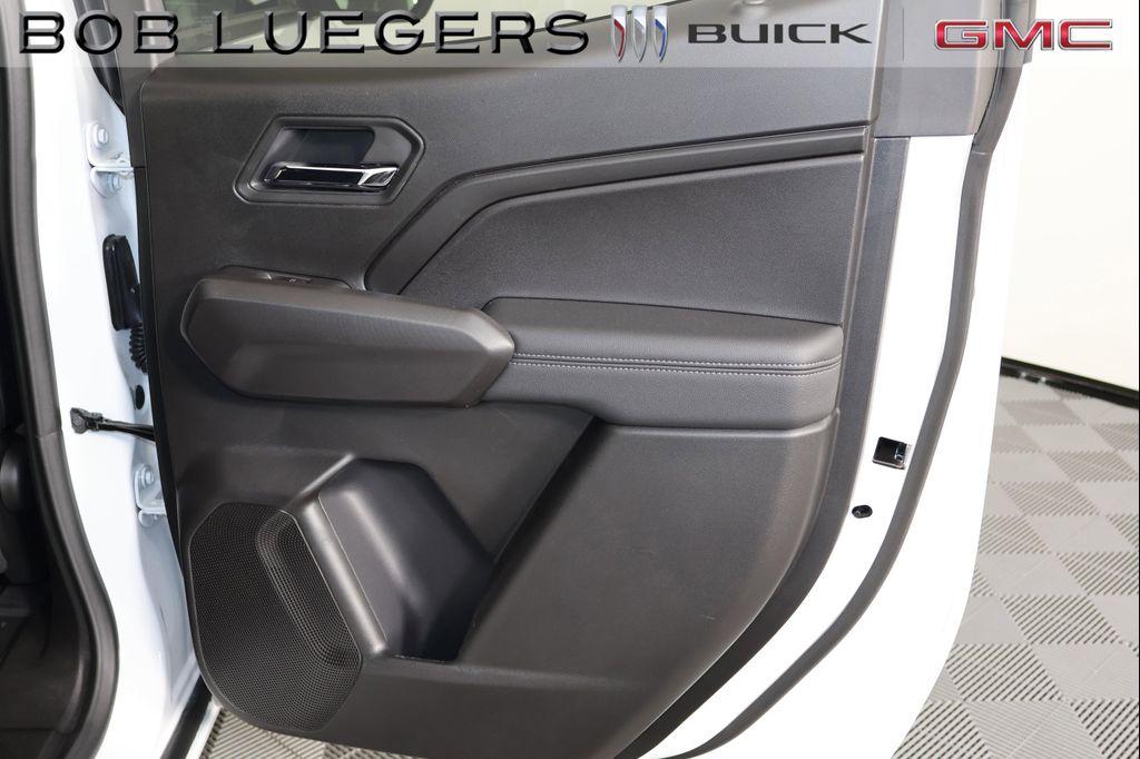 new 2025 GMC Canyon car, priced at $45,484