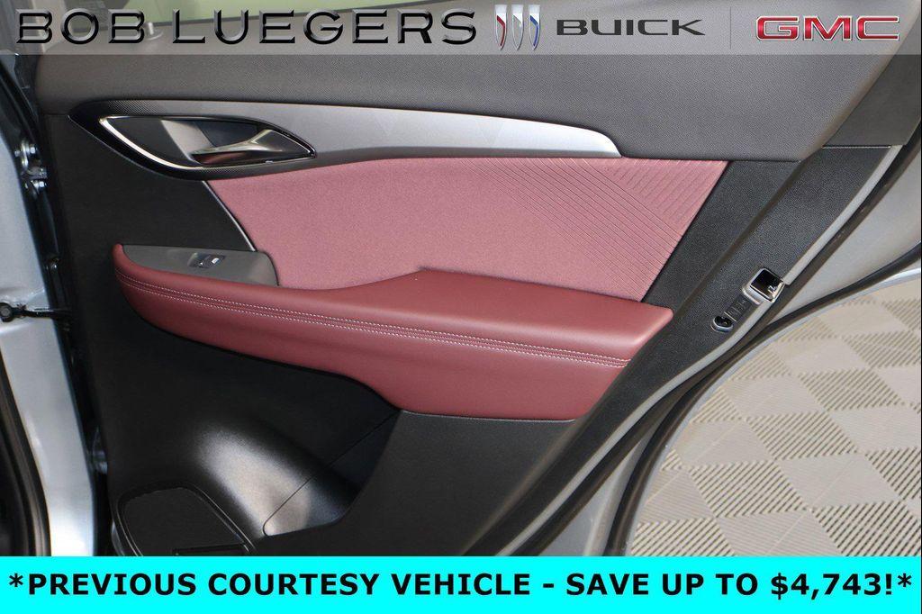 new 2025 Buick Envision car, priced at $38,992