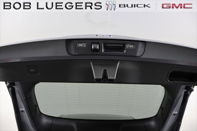 new 2025 Buick Envista car, priced at $26,615