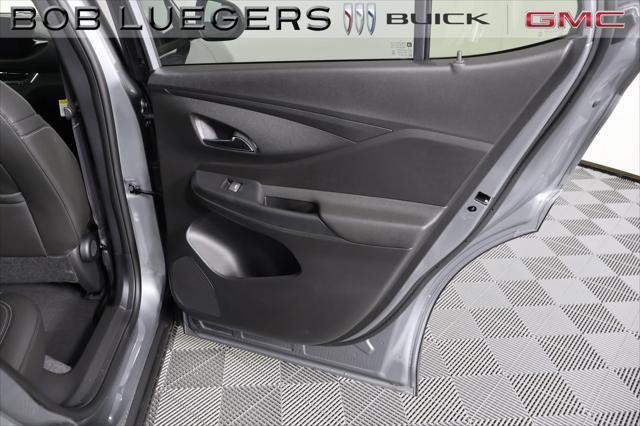 new 2025 Buick Envista car, priced at $26,615