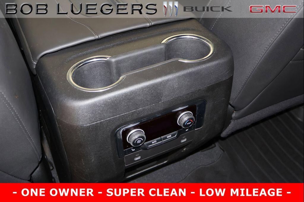 used 2024 Chevrolet Tahoe car, priced at $63,989