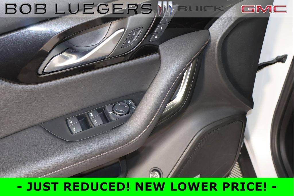 used 2022 Chevrolet Blazer car, priced at $32,989