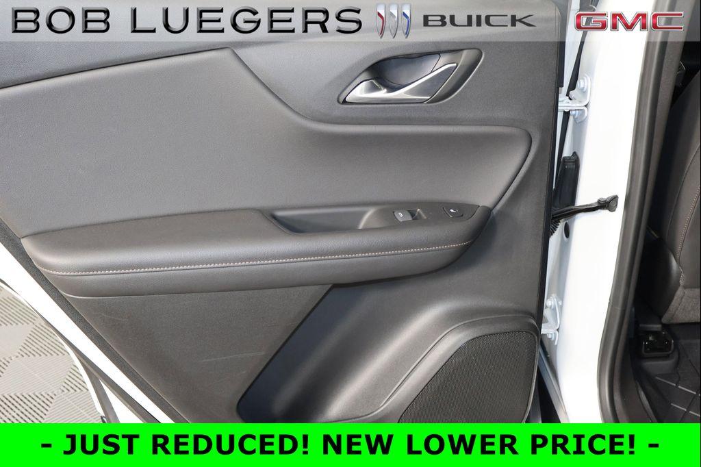 used 2022 Chevrolet Blazer car, priced at $32,989