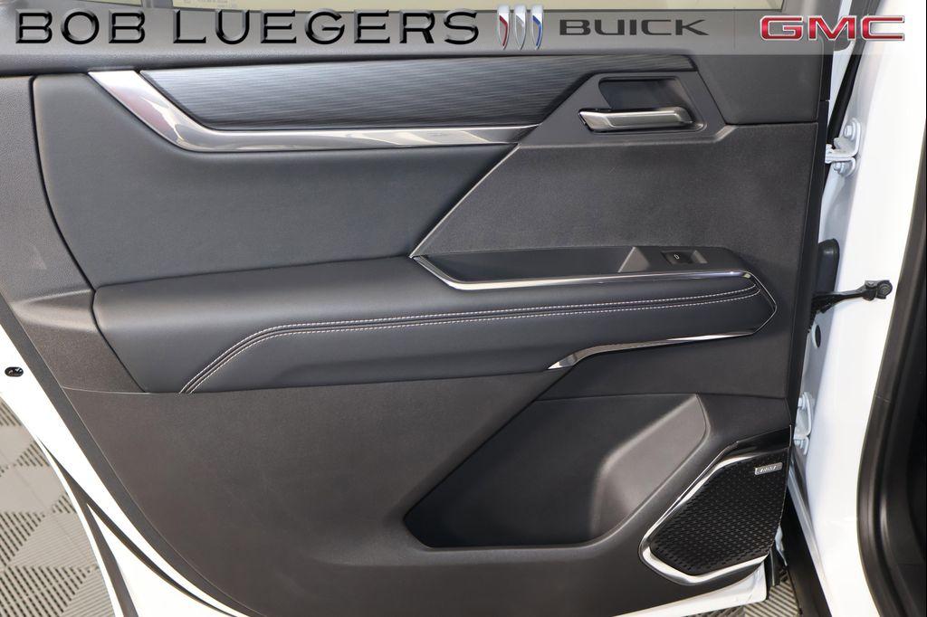 new 2025 GMC Acadia car, priced at $45,552