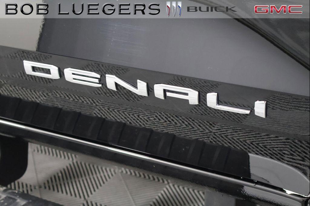 new 2025 GMC Canyon car, priced at $55,489