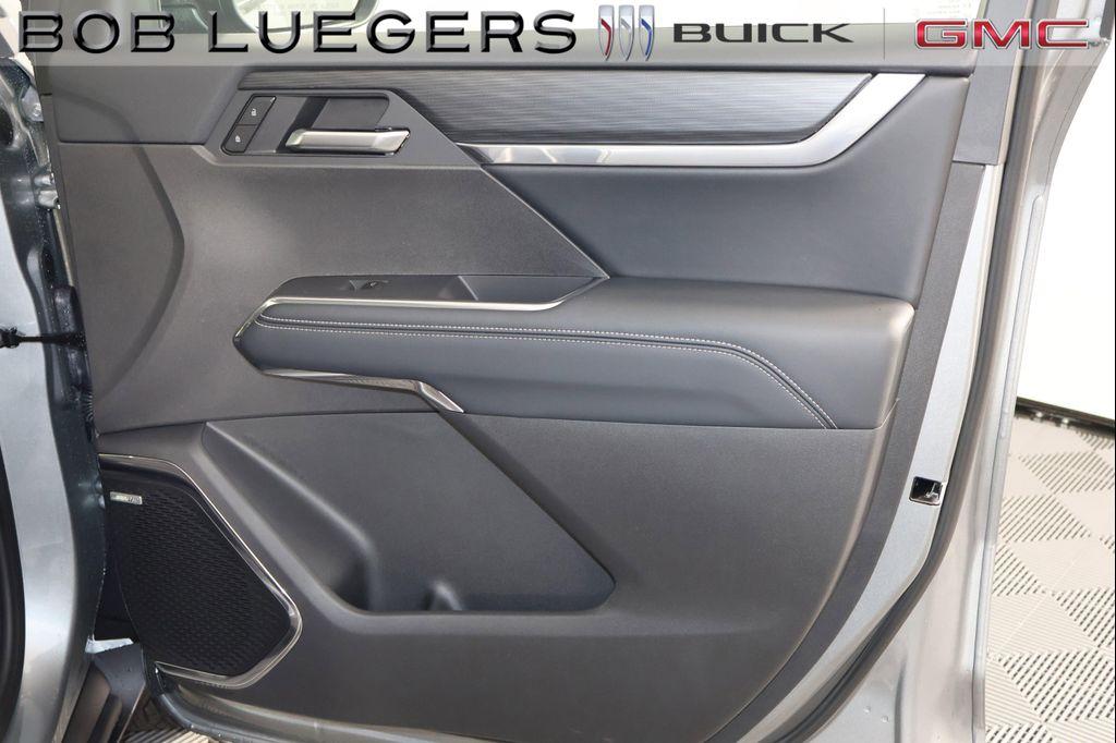 new 2026 GMC Acadia car, priced at $52,977