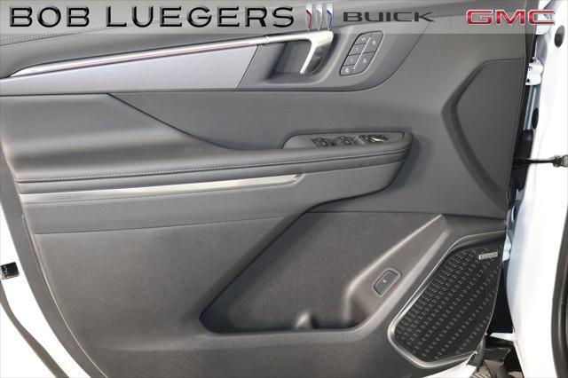 new 2025 Buick Enclave car, priced at $50,753