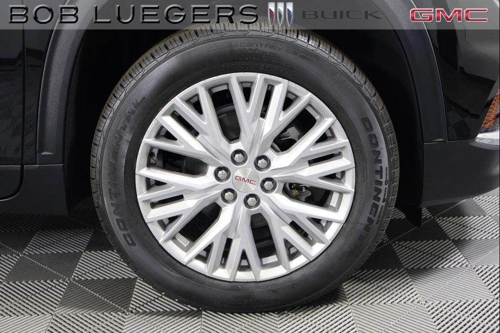 new 2026 GMC Acadia car, priced at $47,979