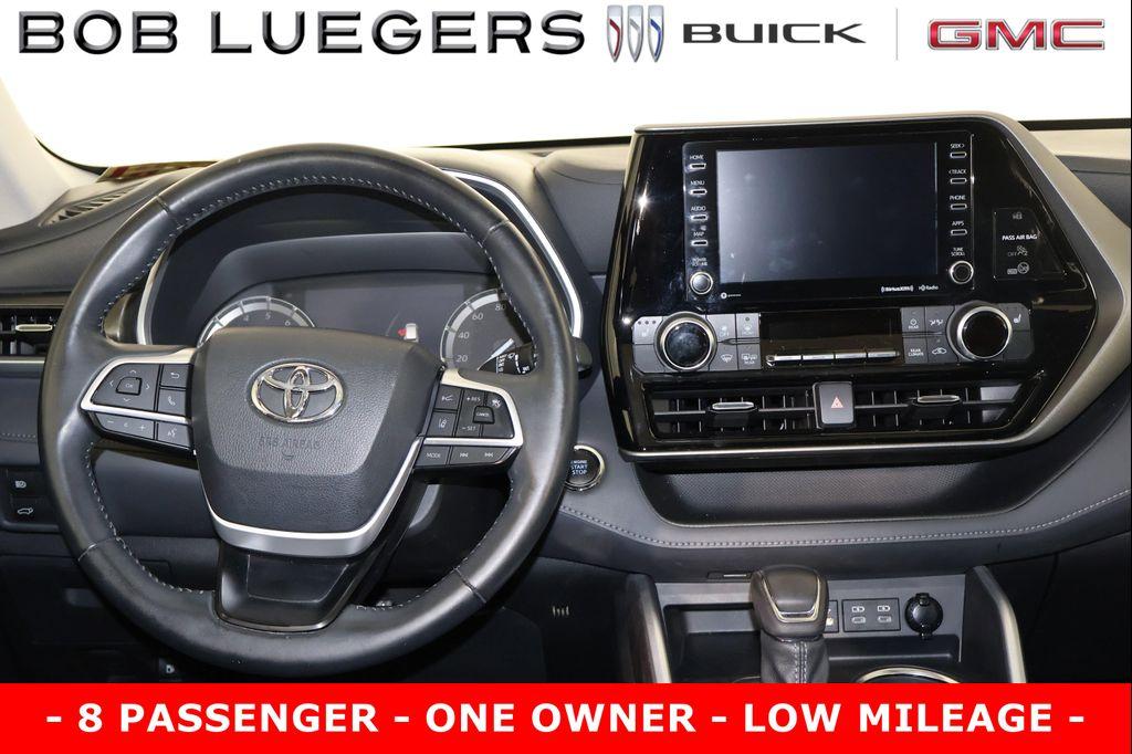 used 2022 Toyota Highlander car, priced at $39,988