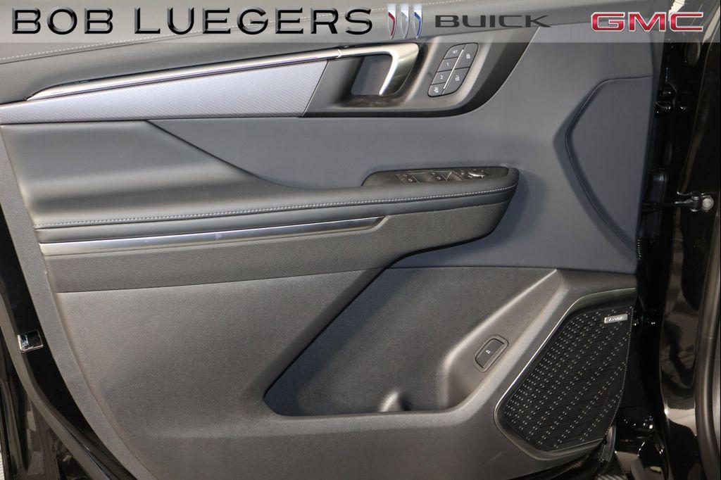 new 2026 Buick Enclave car, priced at $59,298